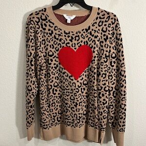 Leopard Sweater w red heart. Women’s XL